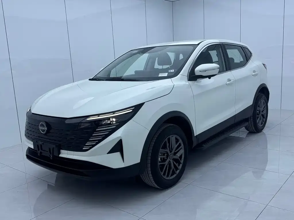 Nissan Qashqai — фото 1