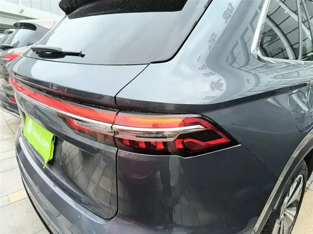 Geely Xingyue L — фото 10