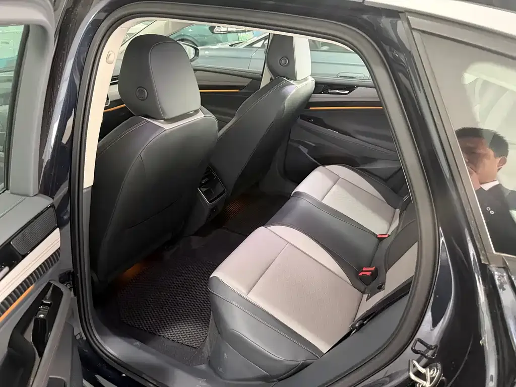 Volkswagen ID.7 VIZZION 2024 из CN, фото 10