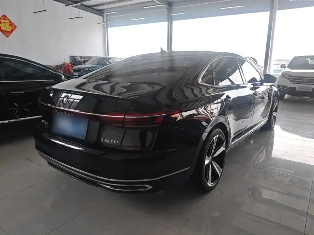 Volkswagen Passat — фото 2