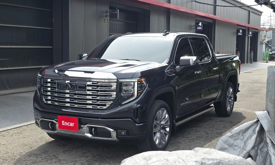 GMC Sierra — фото 1