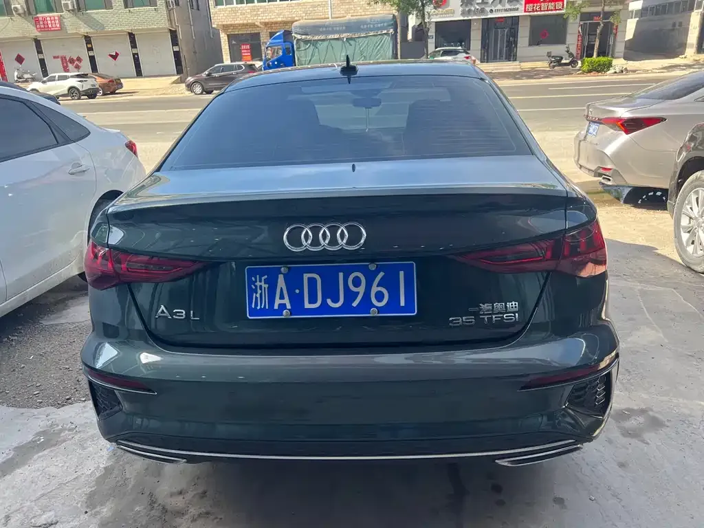 Audi A3 — фото 2
