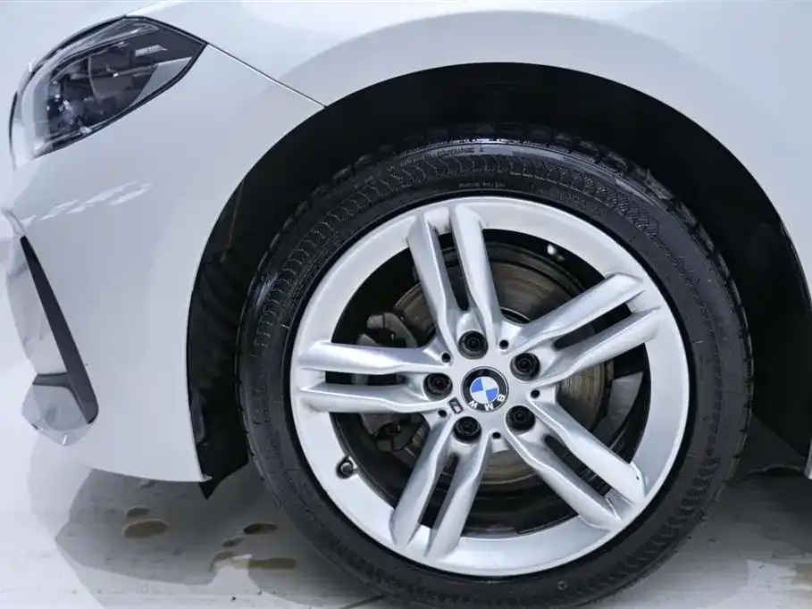 BMW 1 Series — фото 10