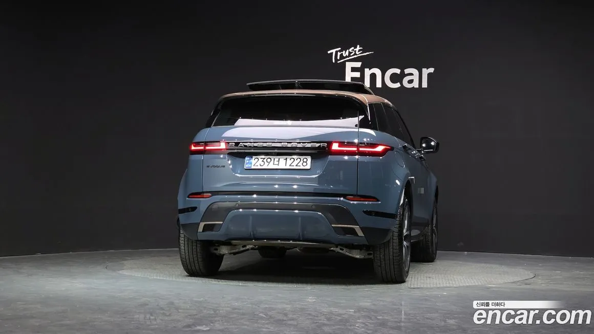Land Rover Range Rover Evoque 2025 из KR, фото 6