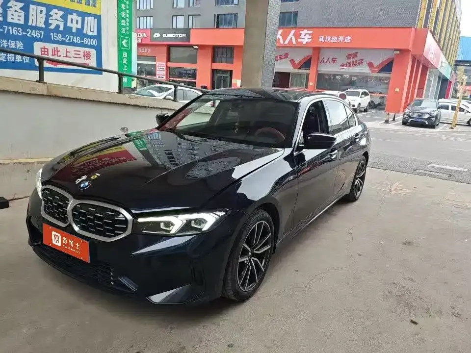 BMW 3 Series — фото 1