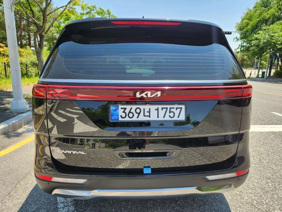 Kia Carnival — фото 4
