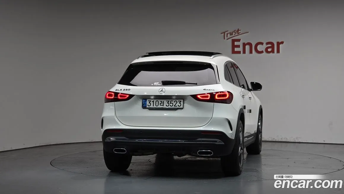 Mercedes-Benz GLA-Class — фото 2