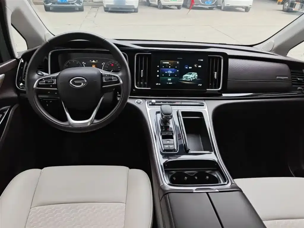 GAC Motor Trumpchi M8 — фото 8