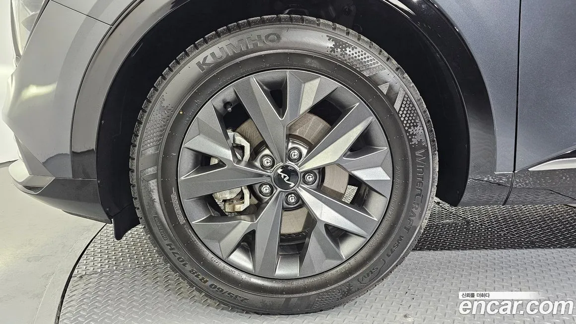 Kia Sportage — фото 10