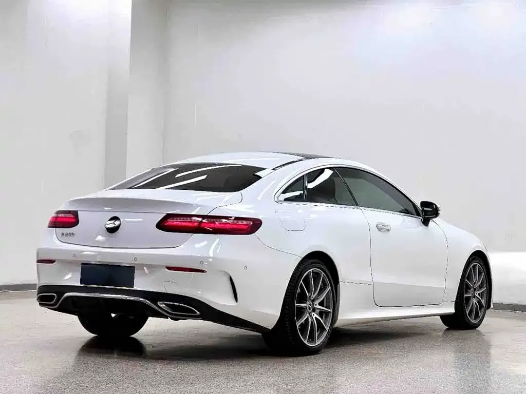Mercedes-Benz E-Class (Import) — фото 9