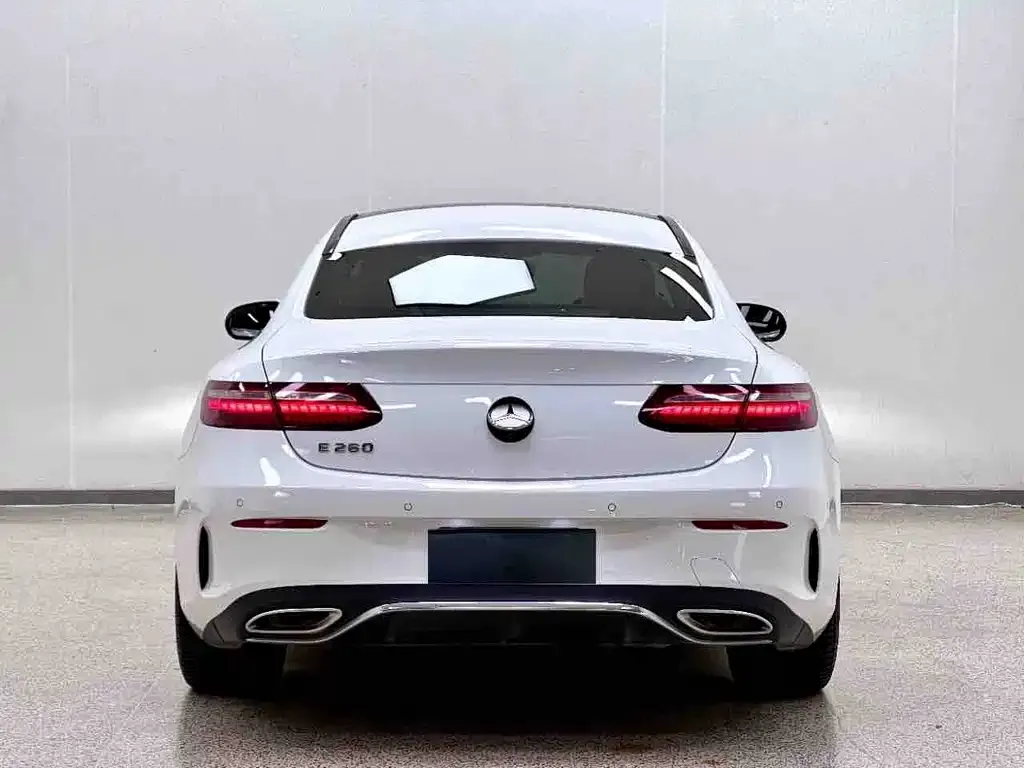 Mercedes-Benz E-Class (Import) — фото 3
