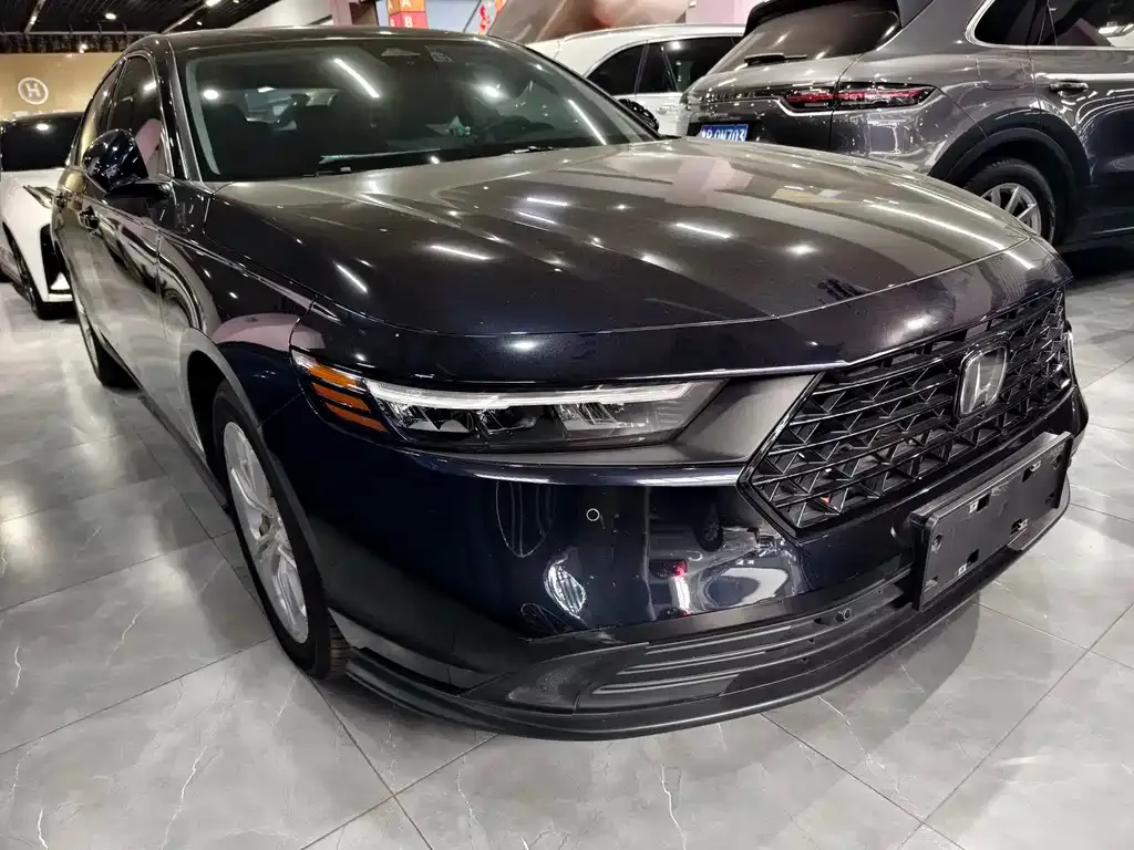 Honda Accord — фото 6