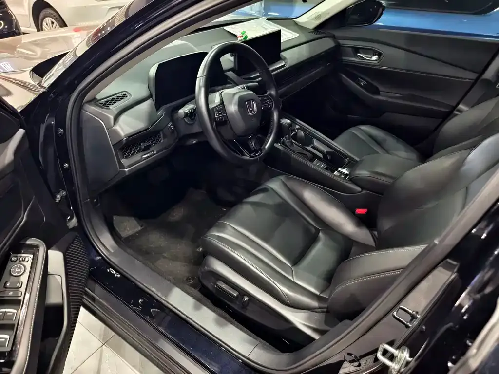 Honda Accord — фото 4