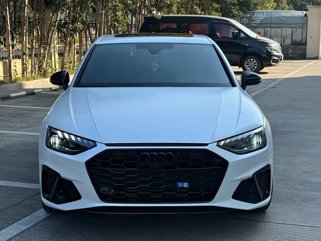 Audi A4L 2024 из CN, фото 6
