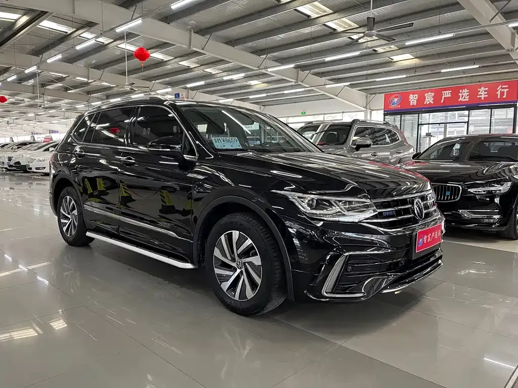 Volkswagen Tiguan L New Energy — фото 8