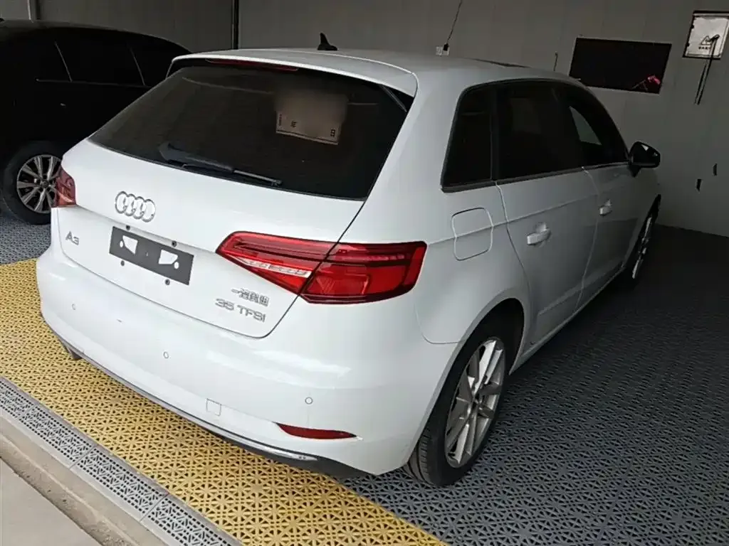 Audi A3 2021 из CN, фото 4