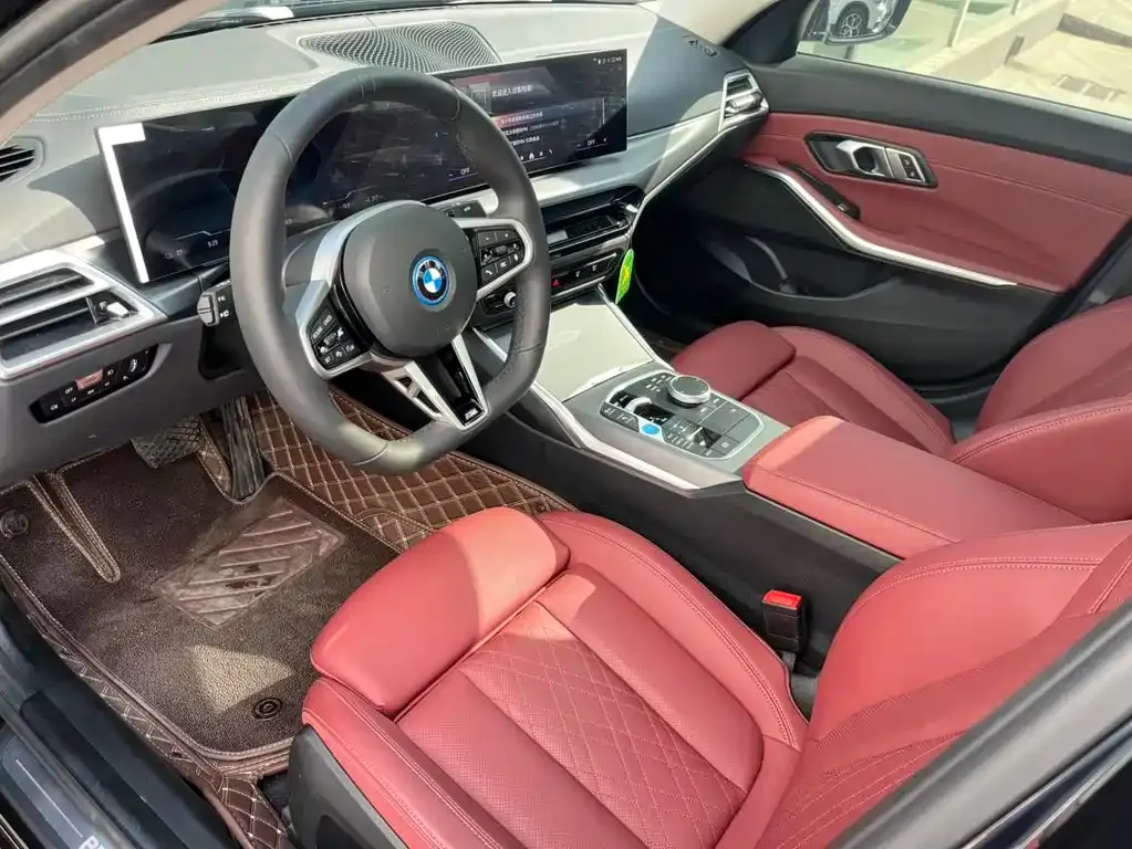 BMW i3 — фото 8
