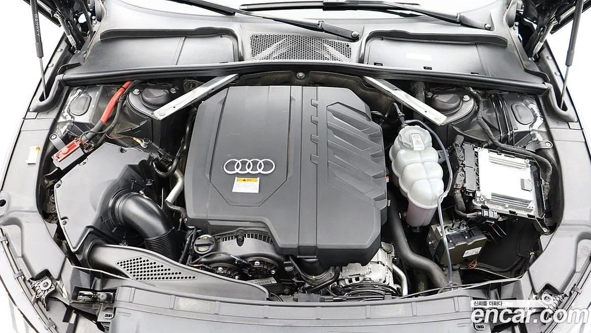 Audi A4 2021 из KR, фото 9