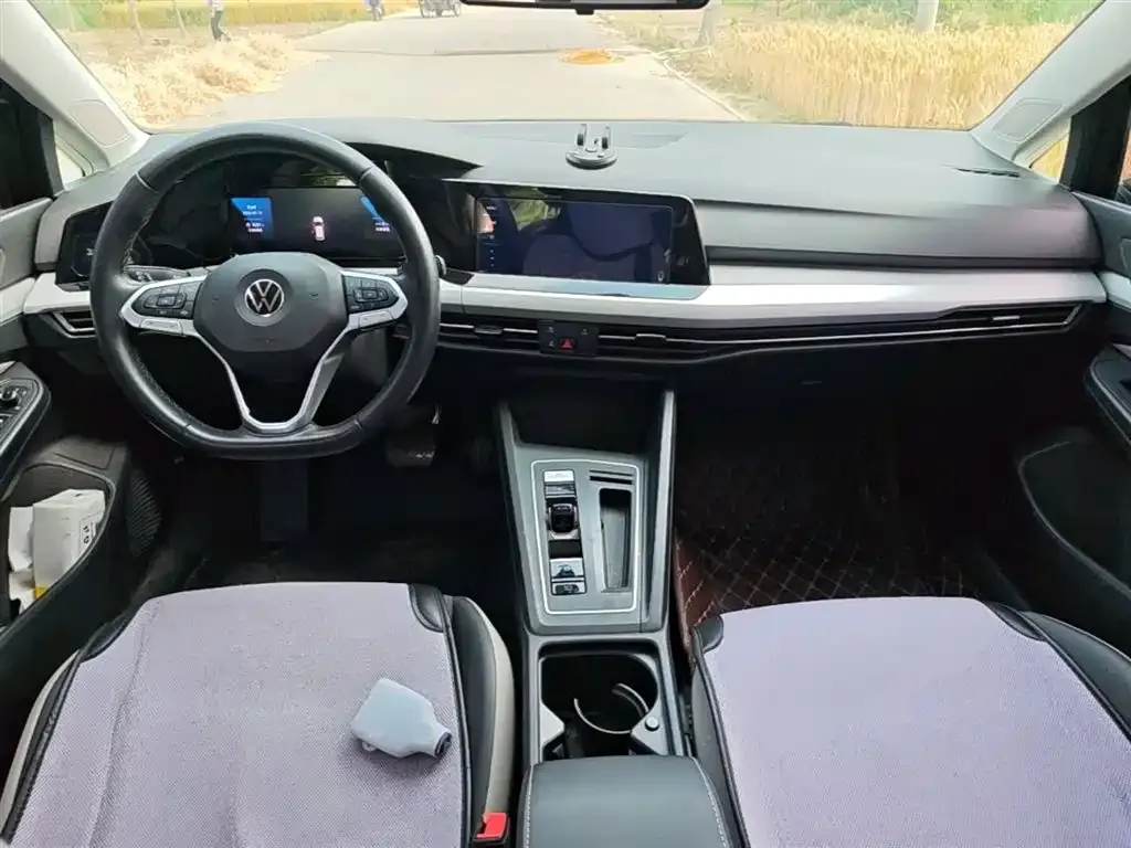 Volkswagen Golf 2021 из CN, фото 4