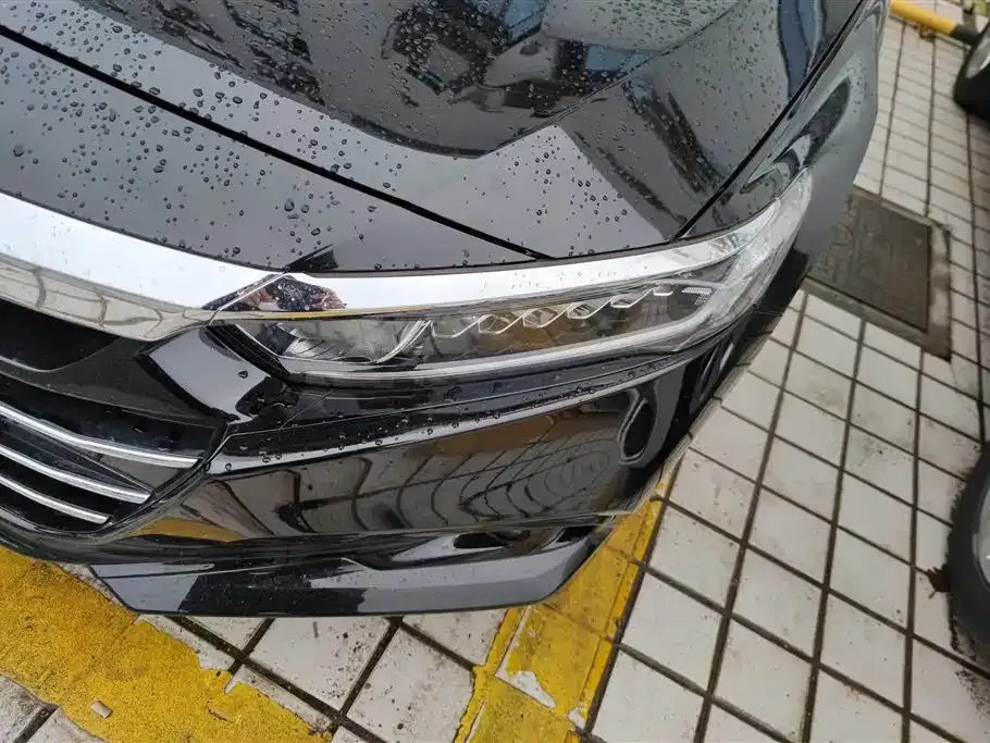 Honda Accord — фото 9