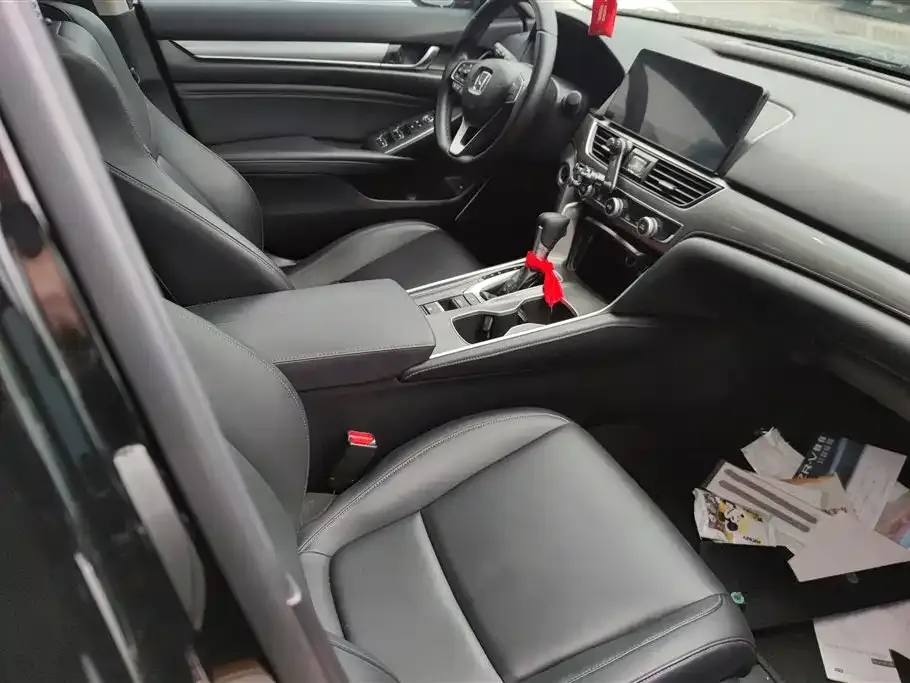 Honda Accord — фото 2