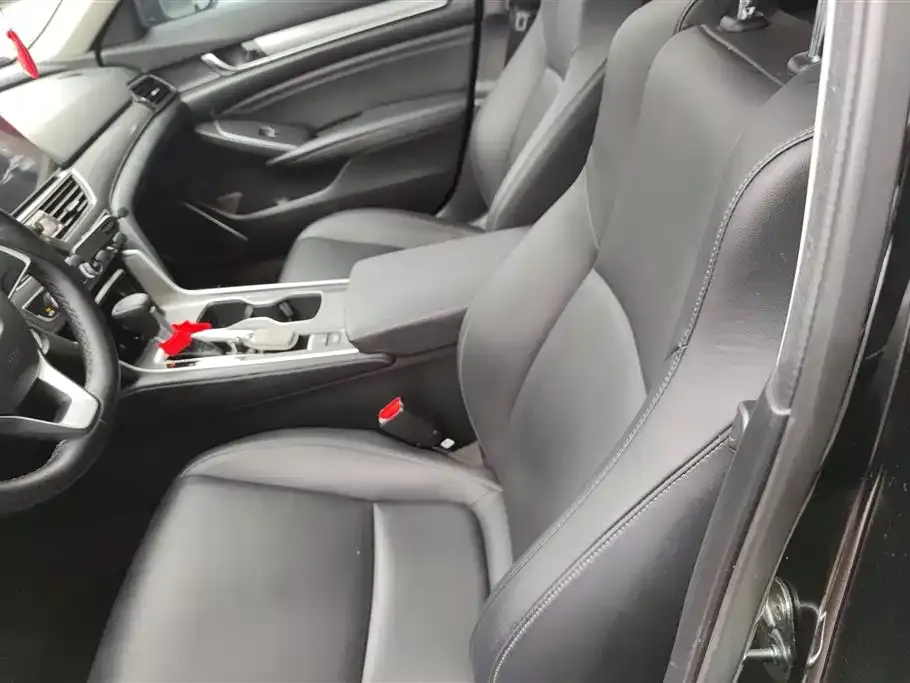 Honda Accord — фото 3