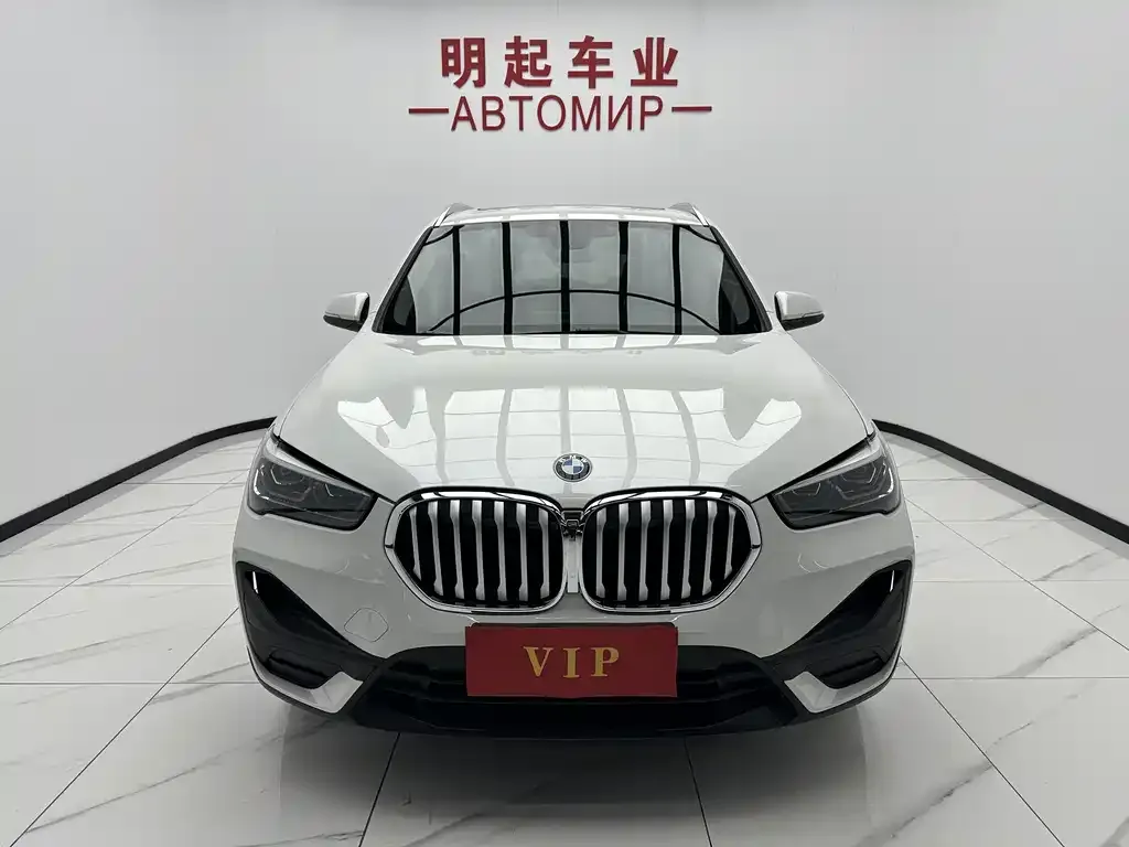 BMW X1 — фото 4