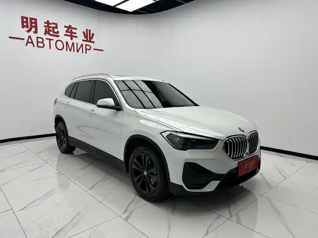 BMW X1 — фото 3