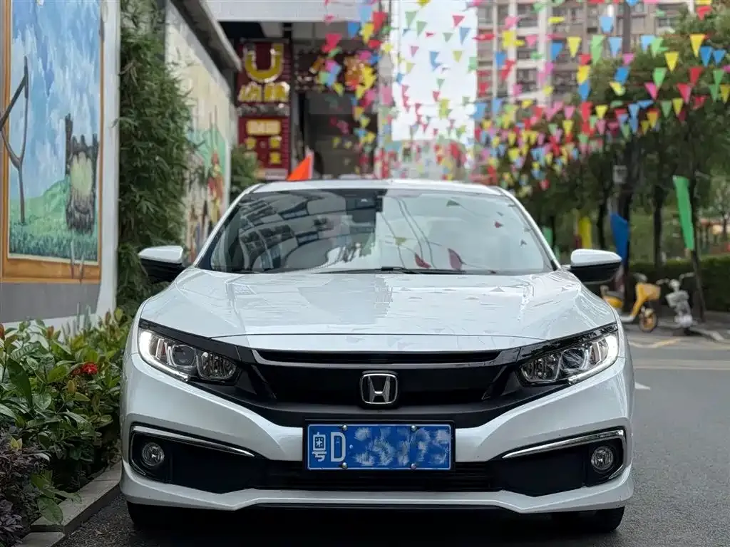 Honda Civic — фото 5