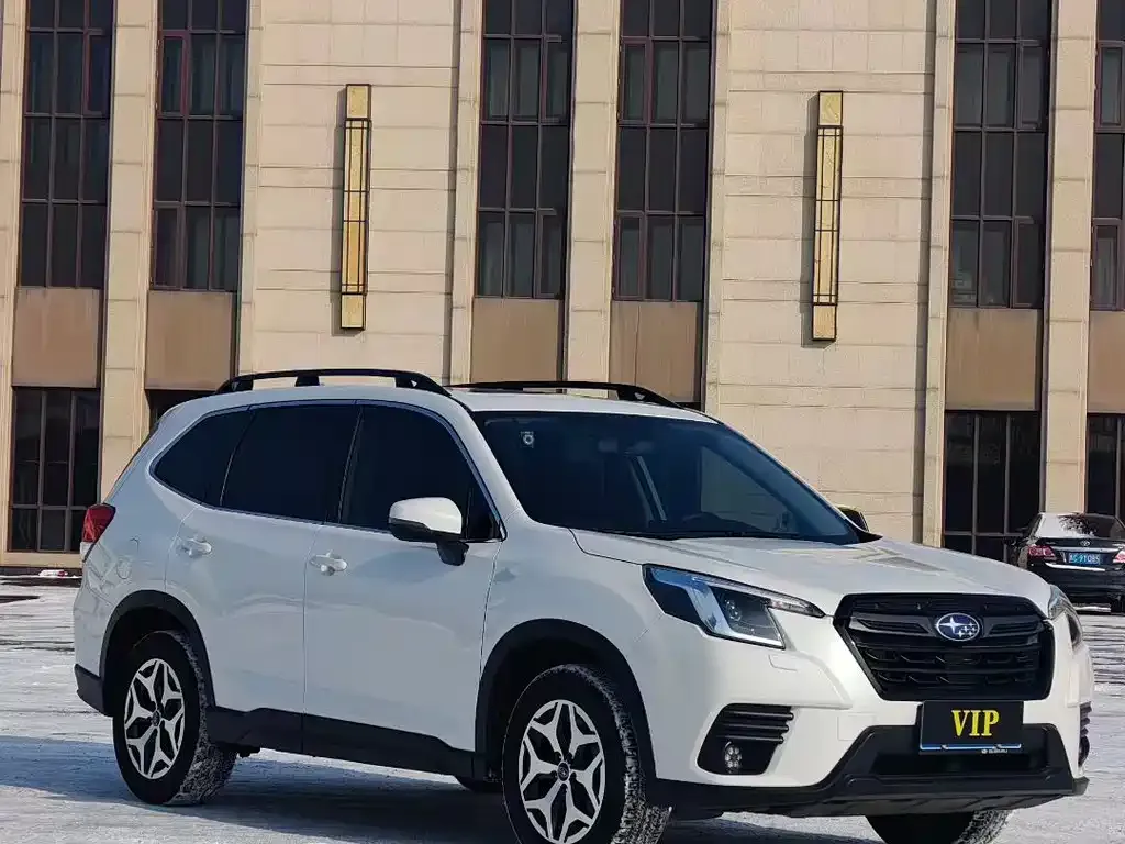 Subaru Forester — фото 9