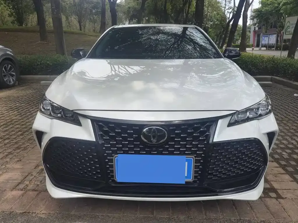 Toyota Avalon 2022 из CN, фото 8