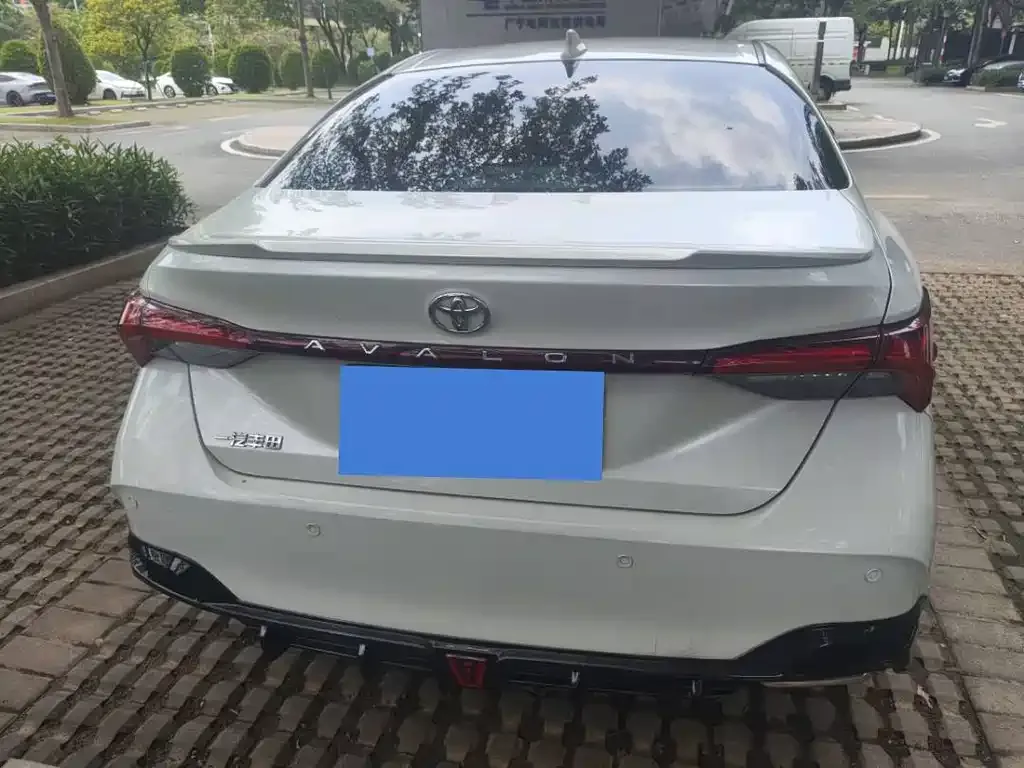 Toyota Avalon 2022 из CN, фото 6