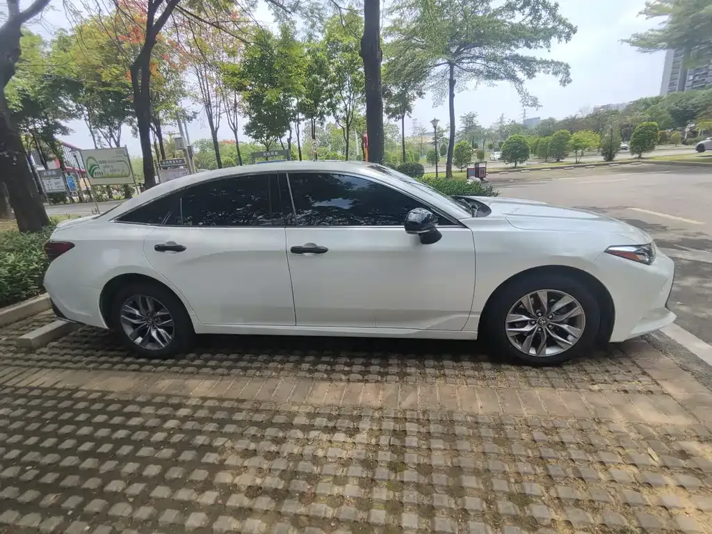 Toyota Avalon 2022 из CN, фото 5
