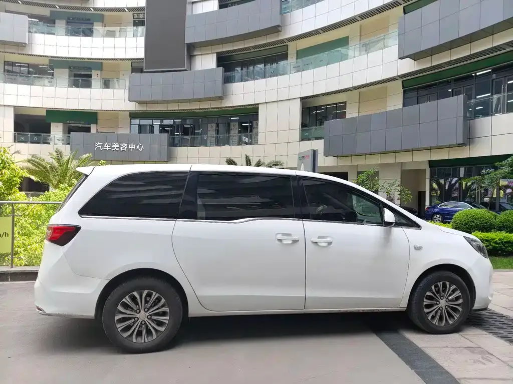 Buick GL8 2021 из CN, фото 7