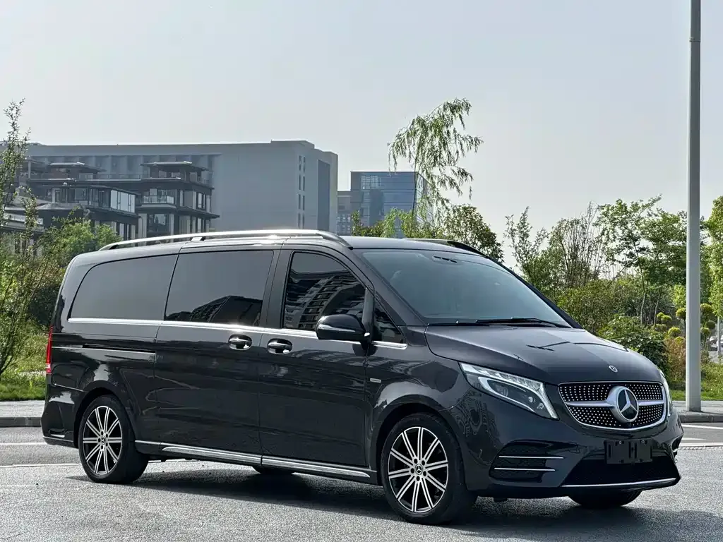 Mercedes-Benz V-Class — фото 5