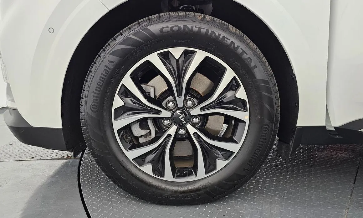 Kia Carnival 2023 из KR, фото 3