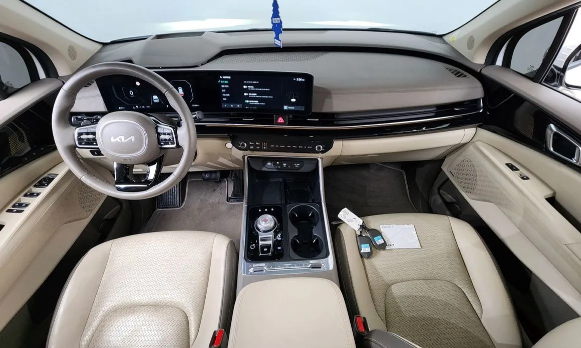 Kia Carnival — фото 10