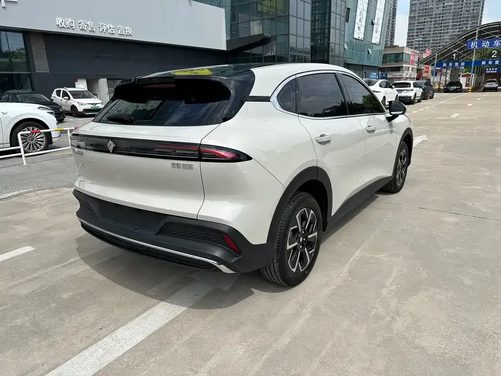 Baojun E6 2026 из CN, фото 4