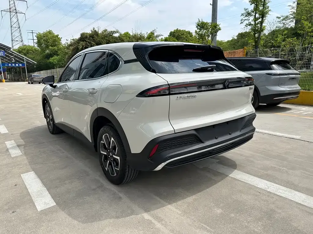 Baojun E6 2026 из CN, фото 5