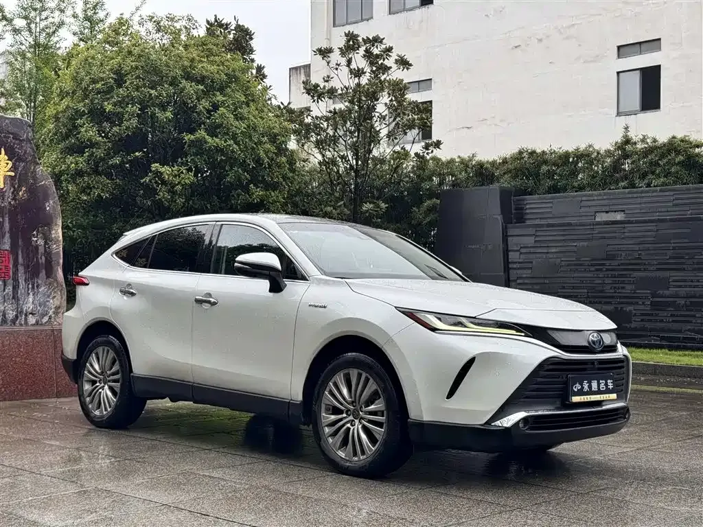 Toyota Harrier — фото 8