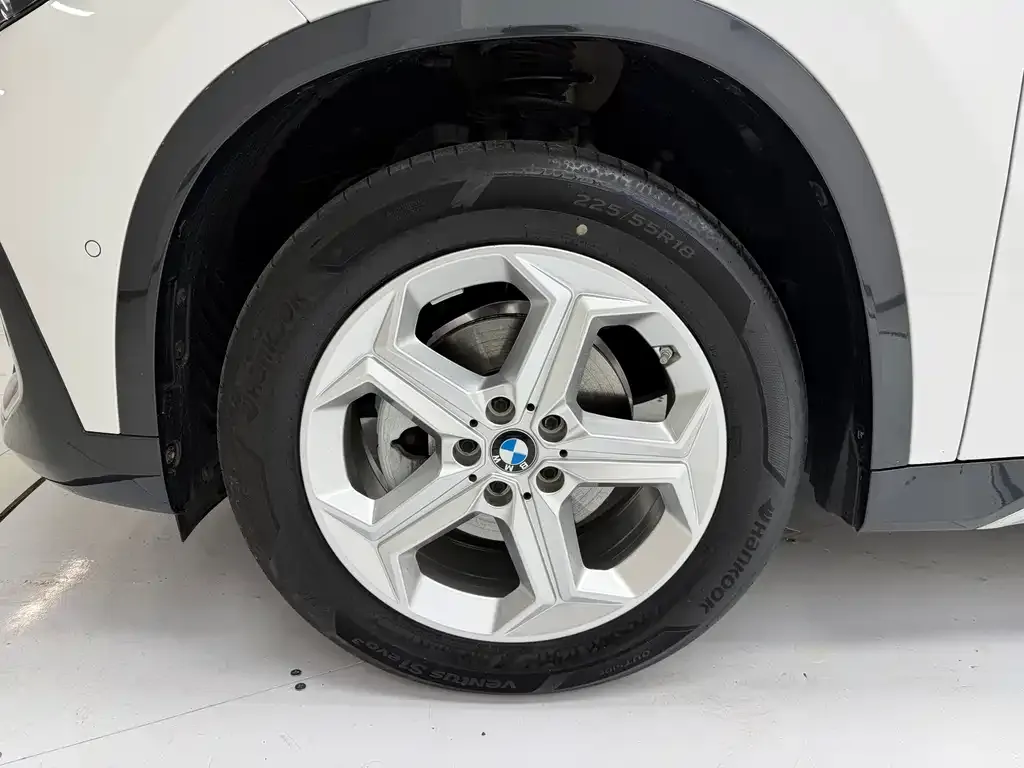 BMW X1 — фото 2
