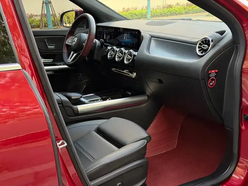 Mercedes-Benz GLA — фото 5