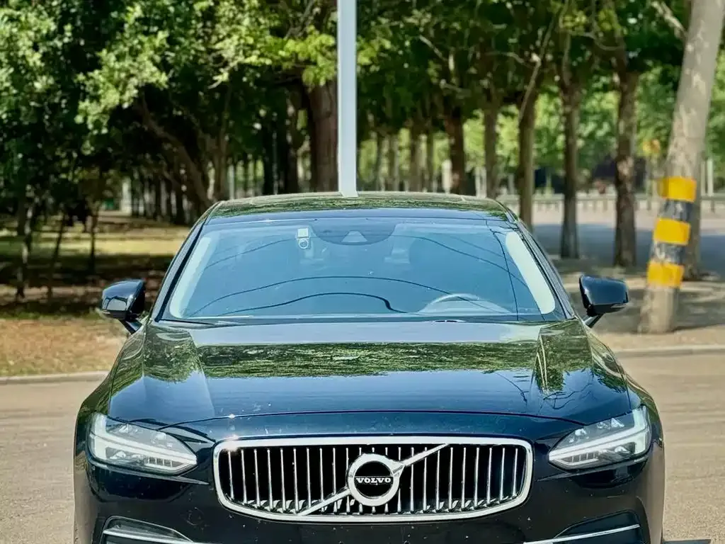 Volvo S90 — фото 4