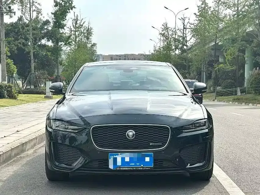 Jaguar XEL — фото 3