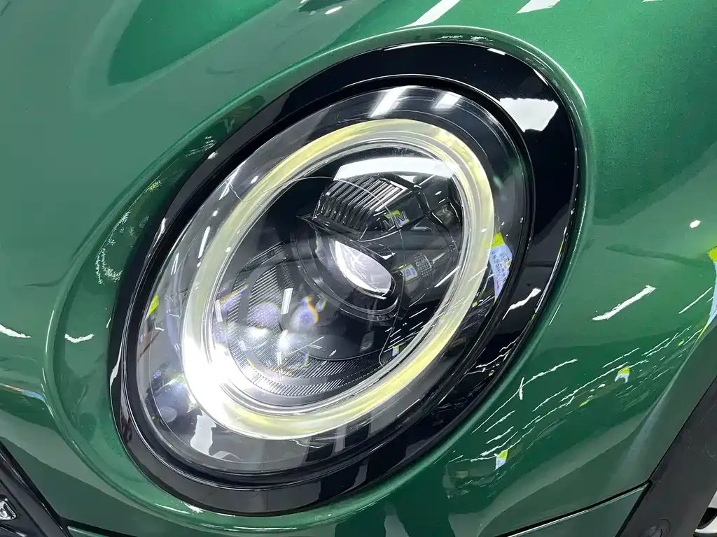 MINI Clubman — фото 8