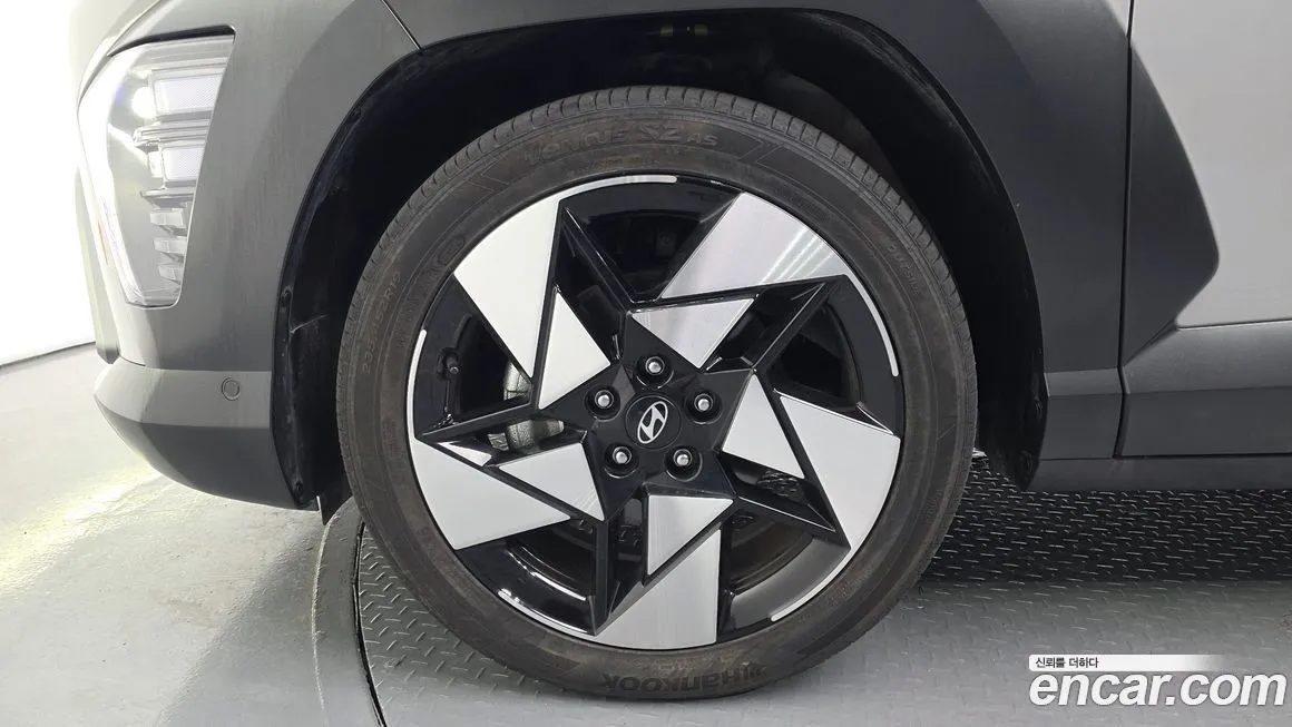 Hyundai Kona 2023 из KR, фото 9