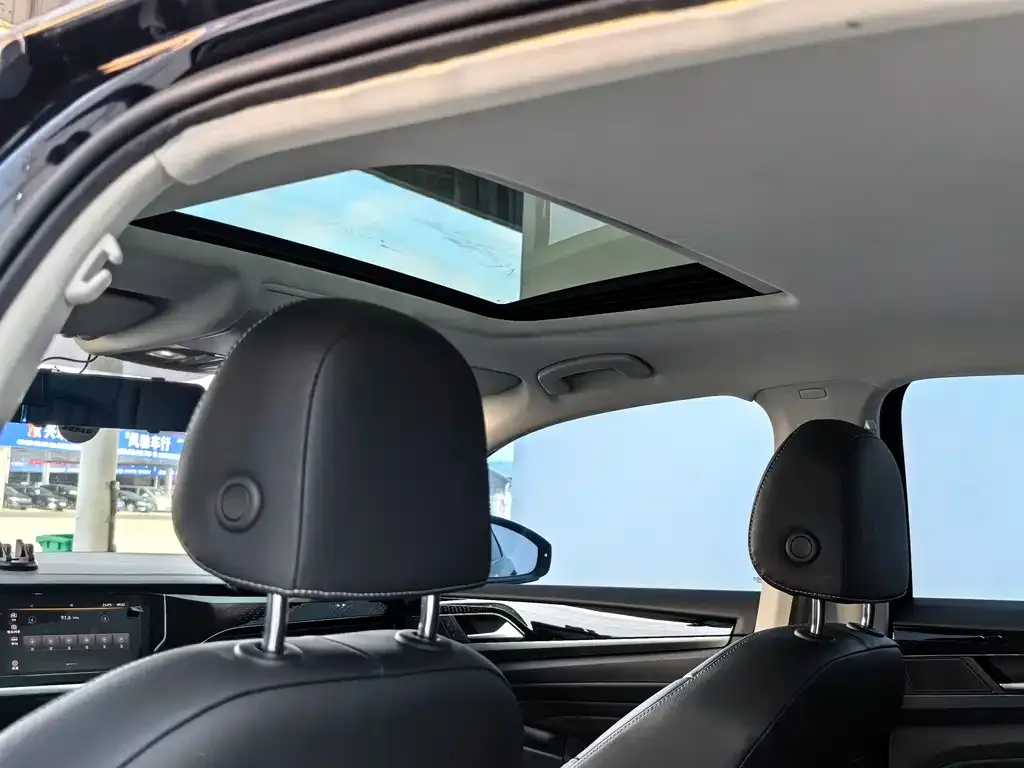 Volkswagen Passat — фото 9
