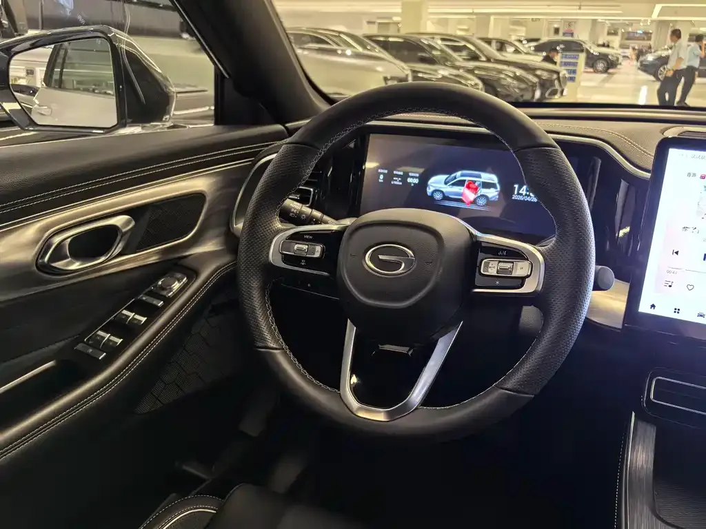 GAC Motor Trumpchi GS8 — фото 4