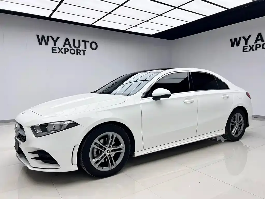 Mercedes-Benz A-Class — фото 1
