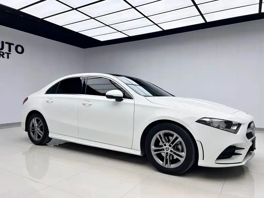 Mercedes-Benz A-Class — фото 7